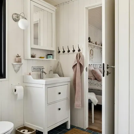 Semesterbostad Peaceful Nostalgic With A View