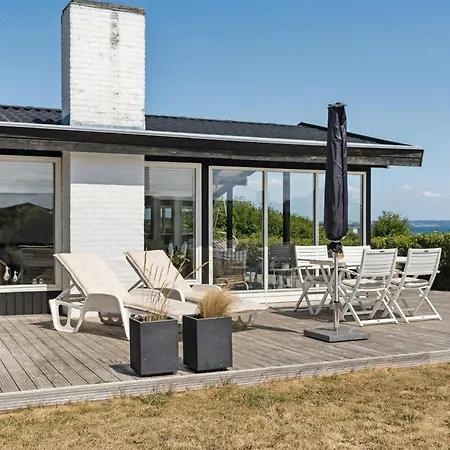 Peaceful Nostalgic With A View * Ebberup